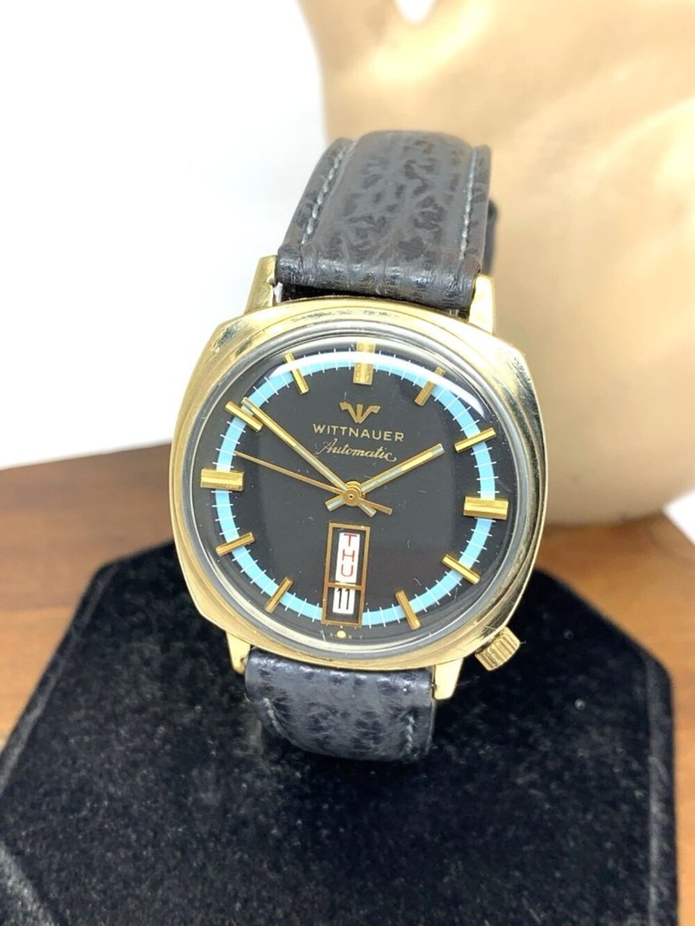 Wittnauer Men's Watch Vintage Swiss Automatic Black Dial Day Date Leather Strap